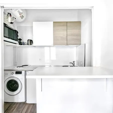Charming 1 Bedroom Les Moulineaux